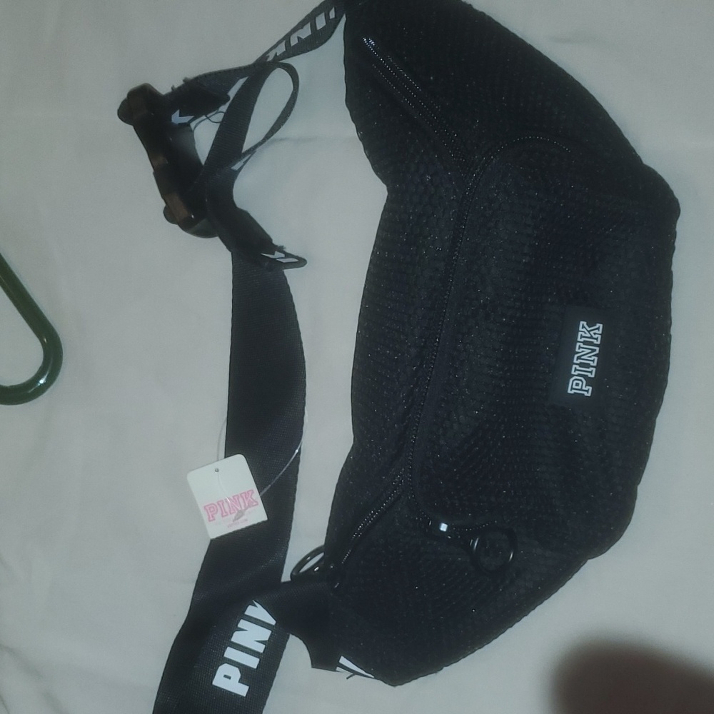 Black-and-white small fanny pack